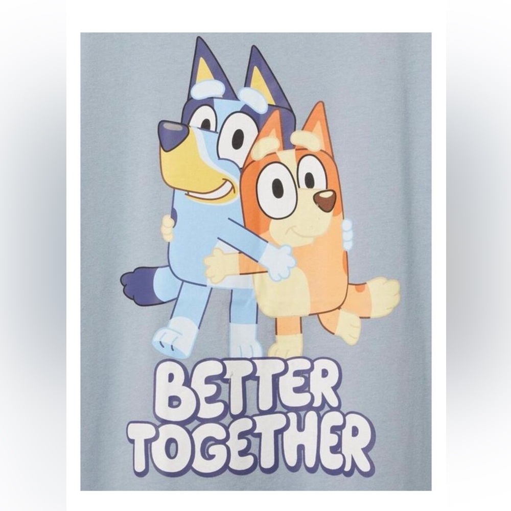 NWT Torrid Bluey Graphic Tee sz 2. Sold out online!